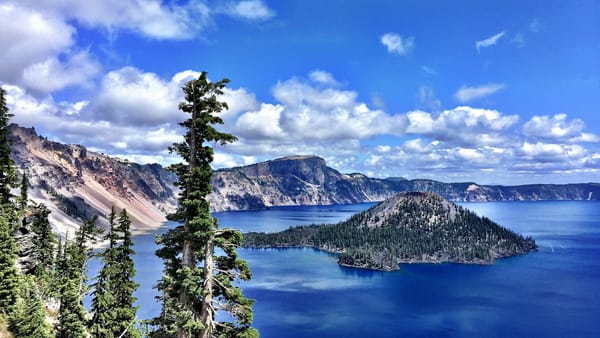 Обои Crater Lake, деревья, Oregon, Crater Lake National Park, Озеро Крейтер, остров, Орегон