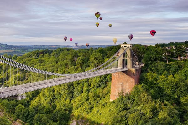 Обои Clifton Suspension Bridge, Клифтон, панорама, Бристоль, мост, Клифтонский мост, Bristol, Англия, England, Avon Gorge, Clifton, Эйвонское ущелье, воздушные шары