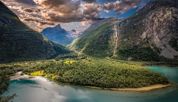 Обои Vikane, горы, Викaн, Sogn og Fjordane, панорама, Согн-ог-Фьюране, Норвегия, Norway, облака, озеро, долина