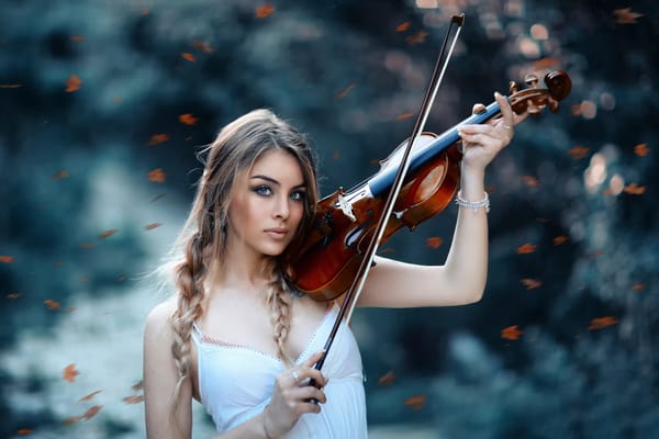 Обои Autumns Symphony, скрипка, осень, Alessandro Di Cicco, девушка