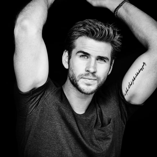 Обои Лиам Хемсворт, Eric Ray Davidson, журнал, актер, Mens Fitness, Liam Hemsworth, черно-белое