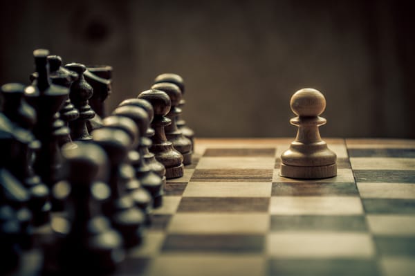 Обои chess, tactics, alone against the world