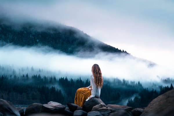 Обои Lizzy Gadd, Morning Meditation, вид, девушка, камни, пейзаж