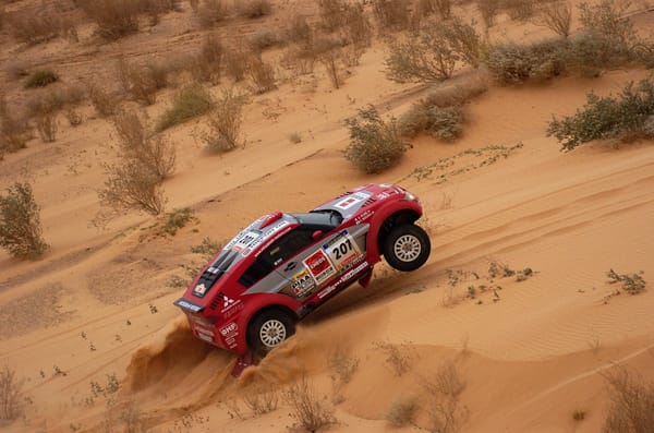 Обои Машина, Mitsubishi, Ралли, Гонка, Внедорожник, Авто, Красный, Спорт, Rally, Песок, Dakar