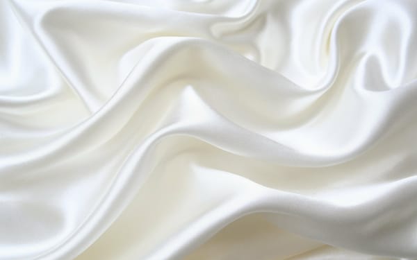Обои белая шелковая ткань, шелк, White silk fabric, silk, белый шелк, white silk, fabric texture, тканевые текстуры