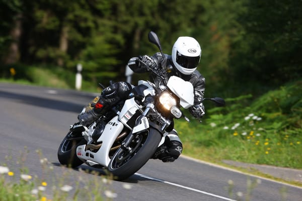 Обои Мотоцикл BMW F800R