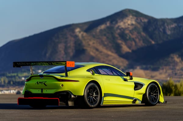 Обои авто, суперкар, aston martin vantage gte