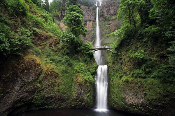 Обои Multnomah falls, Columbia Gorge National Scenic Area, Oregon
