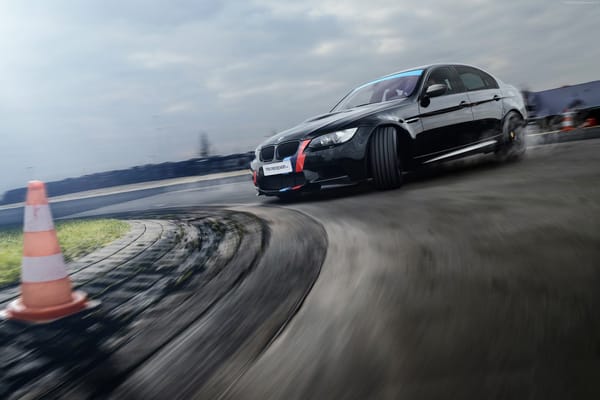Обои MR Car Design, Е90, Sedan, BMW, MR Car Design, черный, седан, M3, дрифт