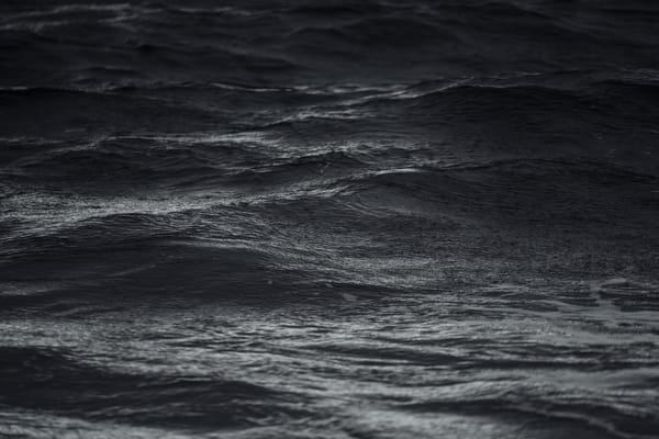 Обои море, монохромный, природа, волны