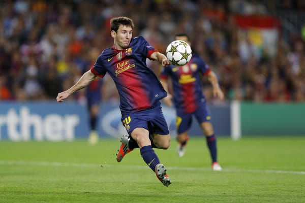 Обои champions league, Lionel messi, ball, лионель месси, football, barcelona