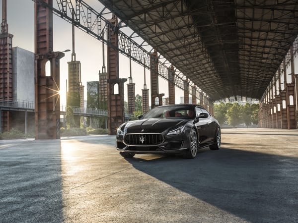 Обои Черный быстрый автомобиль Maserati Quattroporte GTS GranSport,2017
