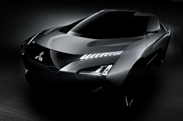 Обои Серебристый автомобиль Mitsubishi Emirai 4 концепт