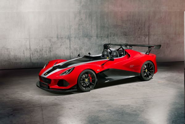 Обои Красный гоночный автомобиль Lotus 3 Eleven 430