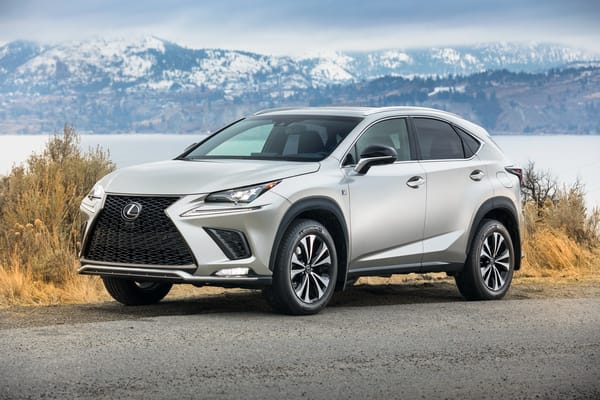 Обои Серебристый автомобиль Lexus NX 300 F SPORT,2018