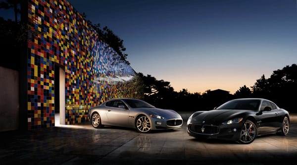 Обои Надежный автомобиль Maserati Granturismo